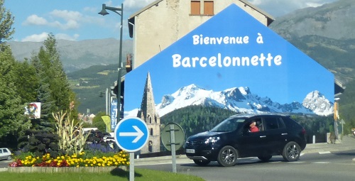 P1010379 bienvenue a Barcelonnette.JPG