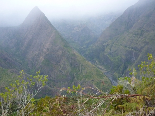 Chemin au deuus dos d'âne