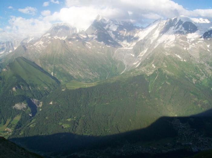 montée vers le mont joly