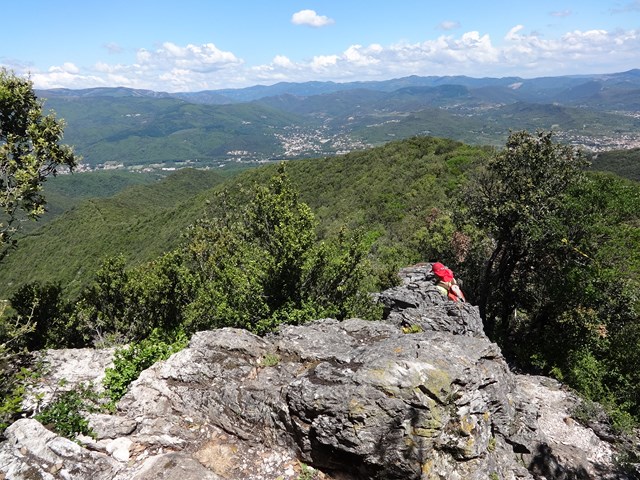 Début de la descente de la Coquillade vers Lamalou (au fond)