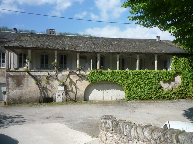 Maison de Don Diego de La Vega à la sortie de St-Gervais-sur-Mare (photo prise lors d'une reco)