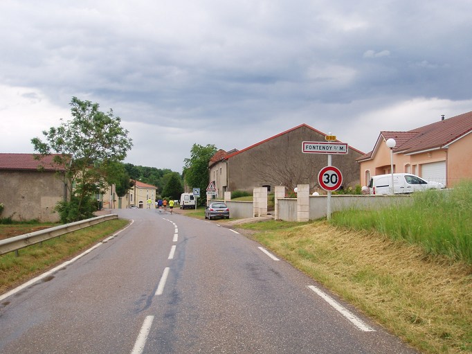 Entrée dans Fontenoy