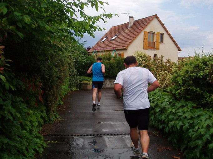 Allée dans Fontenoy