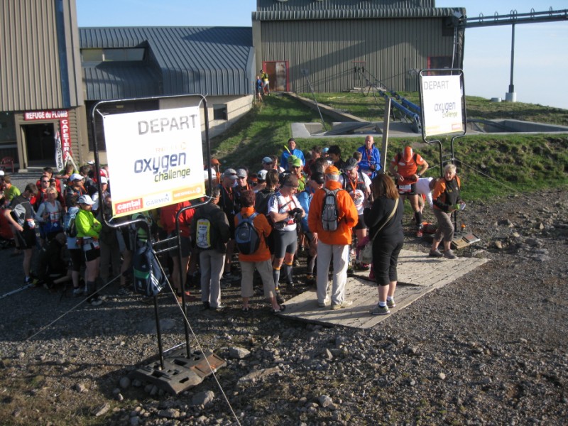 Départ de l'enduro au sommet du téléphérique du Plomb du Cantal